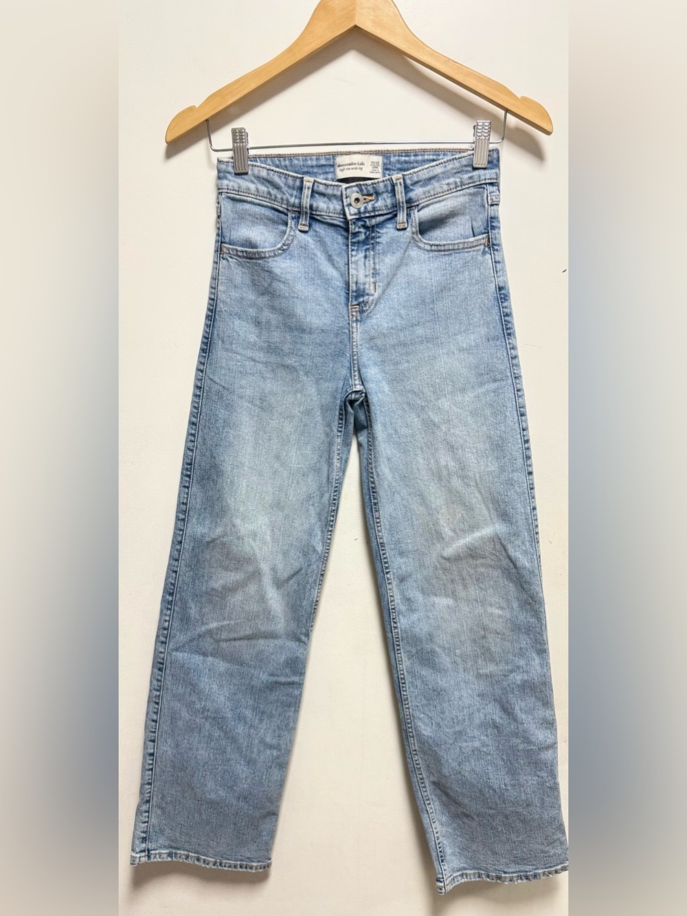 abercrombie kids Light Wash Straight Jeans